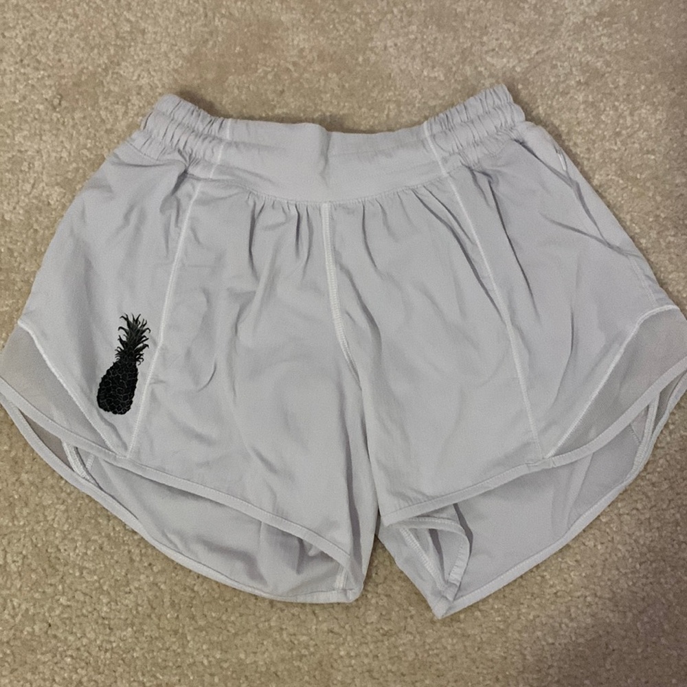 RARE HAWAII HOTTY HOT LULULEMON SHORTS